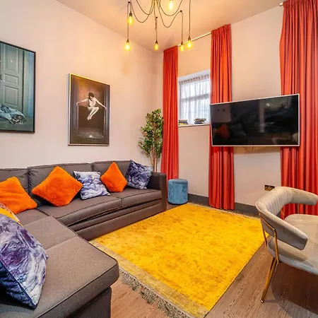 Epic Duke Street Townhouse, City Centre Apartments-3